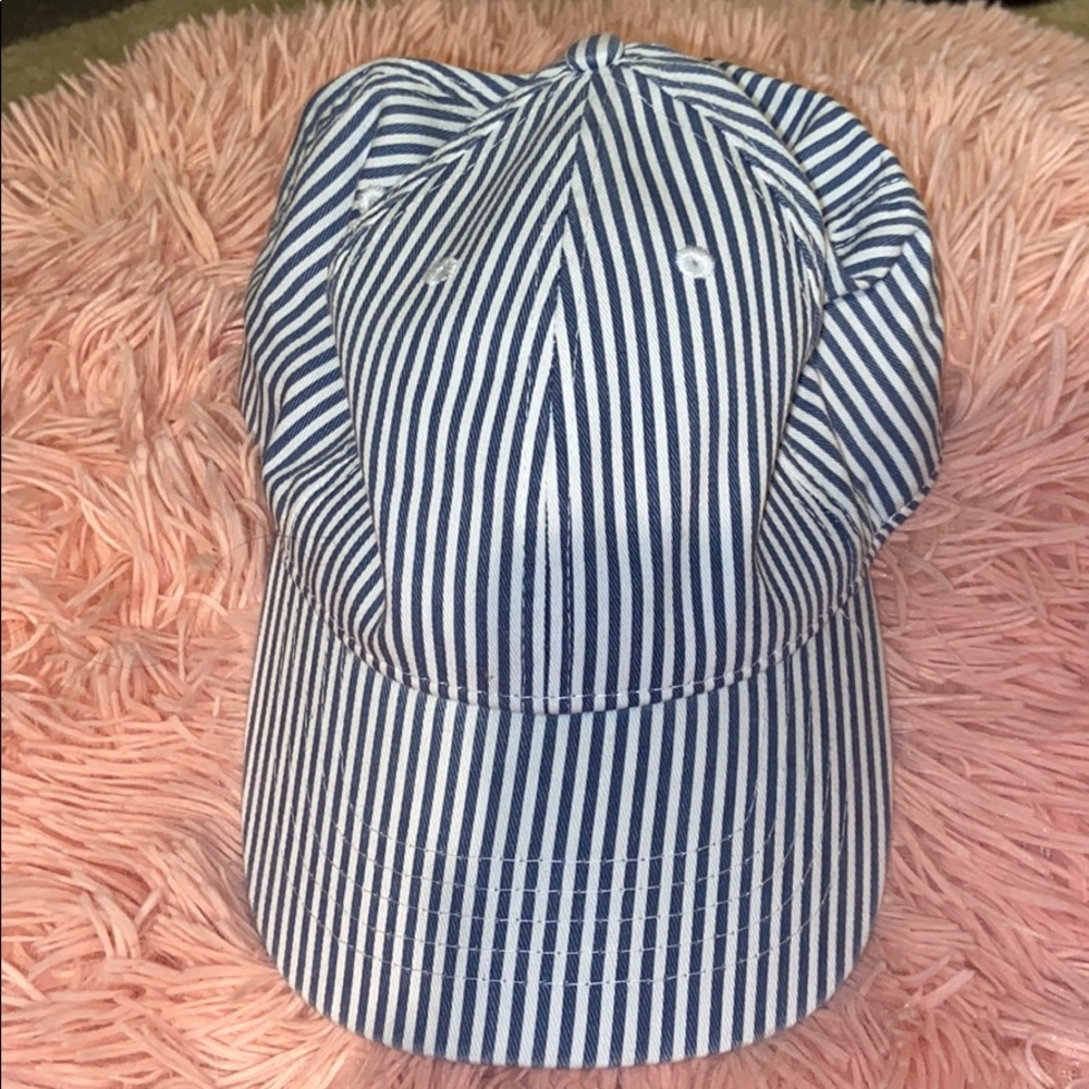 Blue and white striped hat!